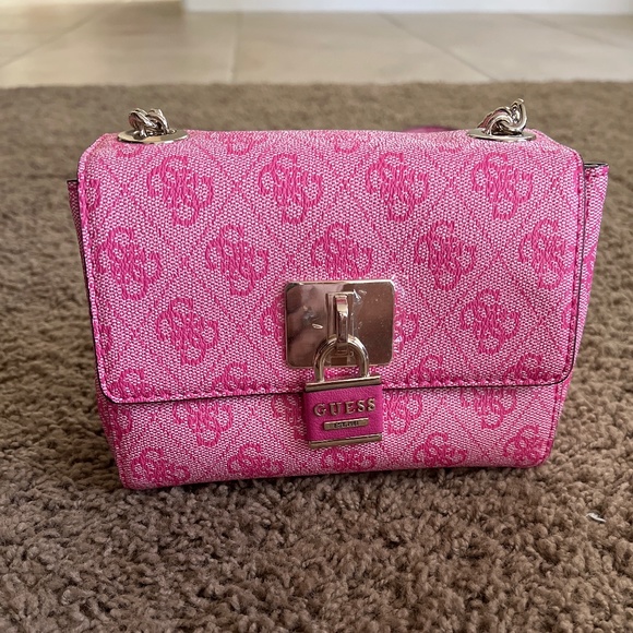 Guess Handbags - Guess Purse